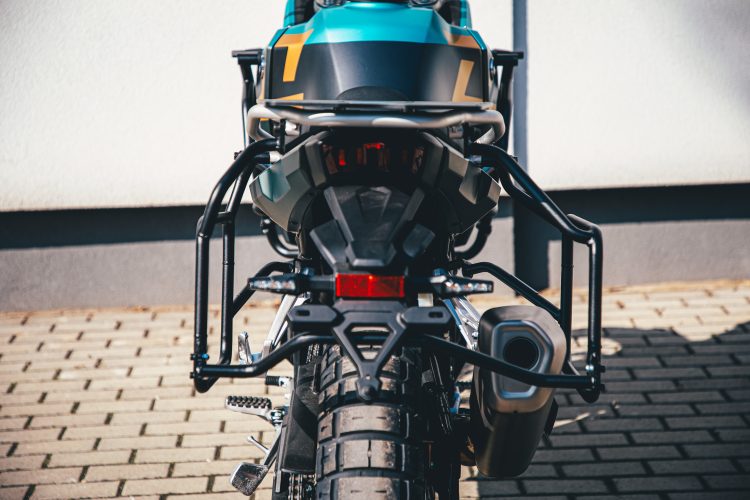 Kove 800X – Pannier Racks - Image 11